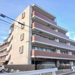 キレイに管理されているマンションです♪外観