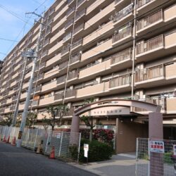 582戸の大型マンションです♪外観