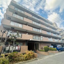 山陽電鉄魚住駅徒歩2分♪全面リフォーム済の物件です♪外観