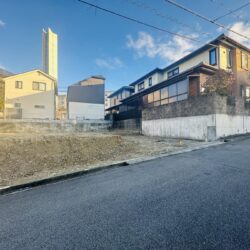 「長期優良住宅」「耐震等級3」「基礎断熱」「吹付断熱」「樹脂サッシ」「制振ダンパー」「ロフト」込で2,240万円外観