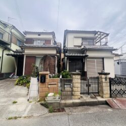 カースペース1台分♪ 2階、3階建への建替えも可能♪外観