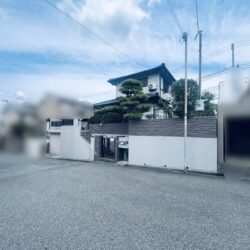 地下鉄西神中央駅徒歩18分♪外観