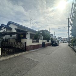 平屋として戸建でも販売しております♪外観