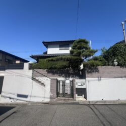 地下鉄西神中央駅徒歩18分♪外観
