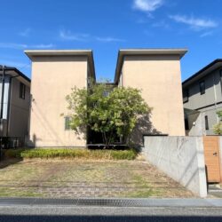 ☆Re-Kobe専任物件☆【神戸市西区宮下1丁目 戸建】オシャレな注文住宅が販売中♪木の温もりいっぱいの温かみあるお家です♪こだわり住宅で収納もたくさん♪2025年10月ハウスクリーニング済♪